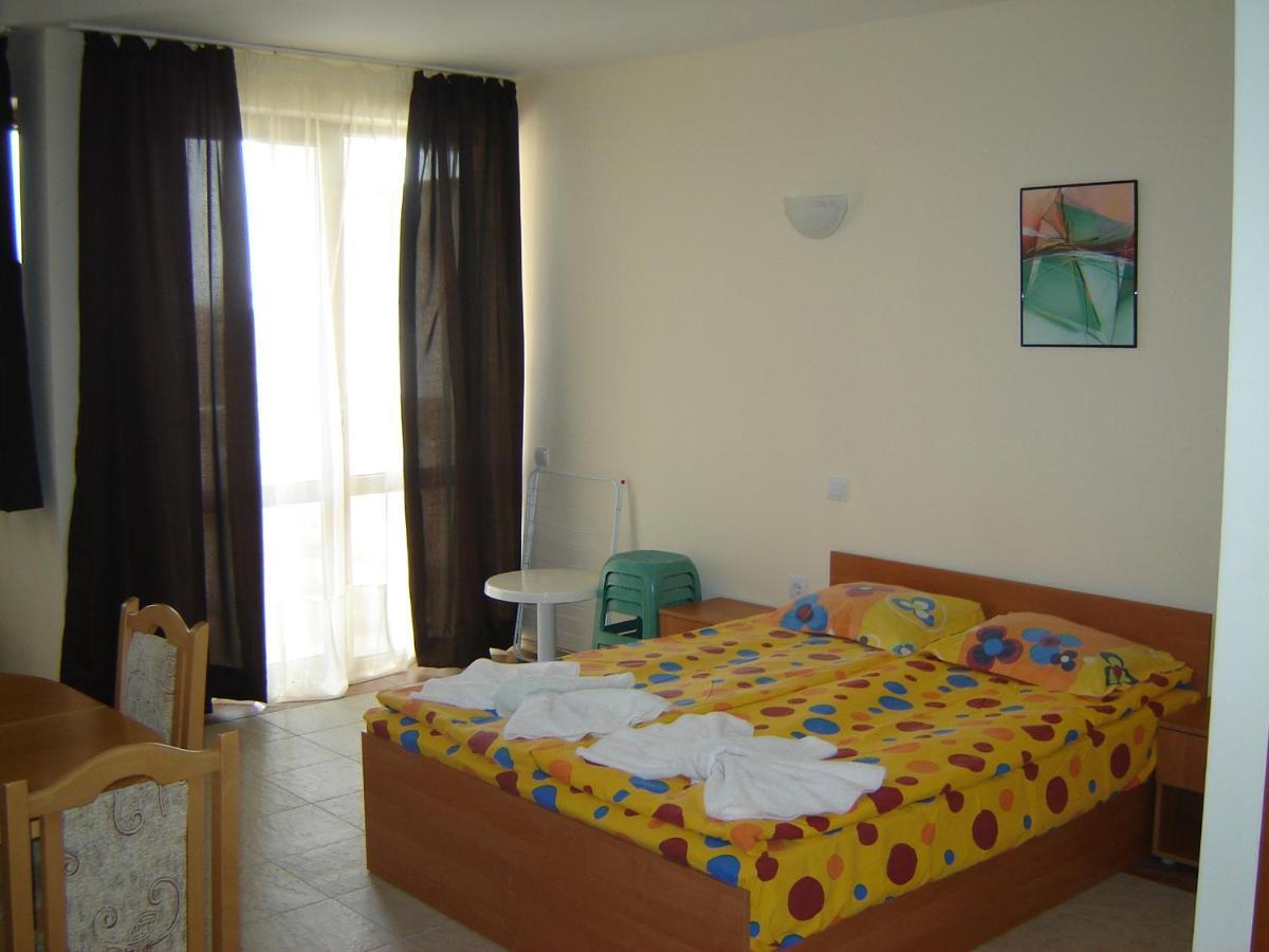 Byala Palace Apartments Exterior photo